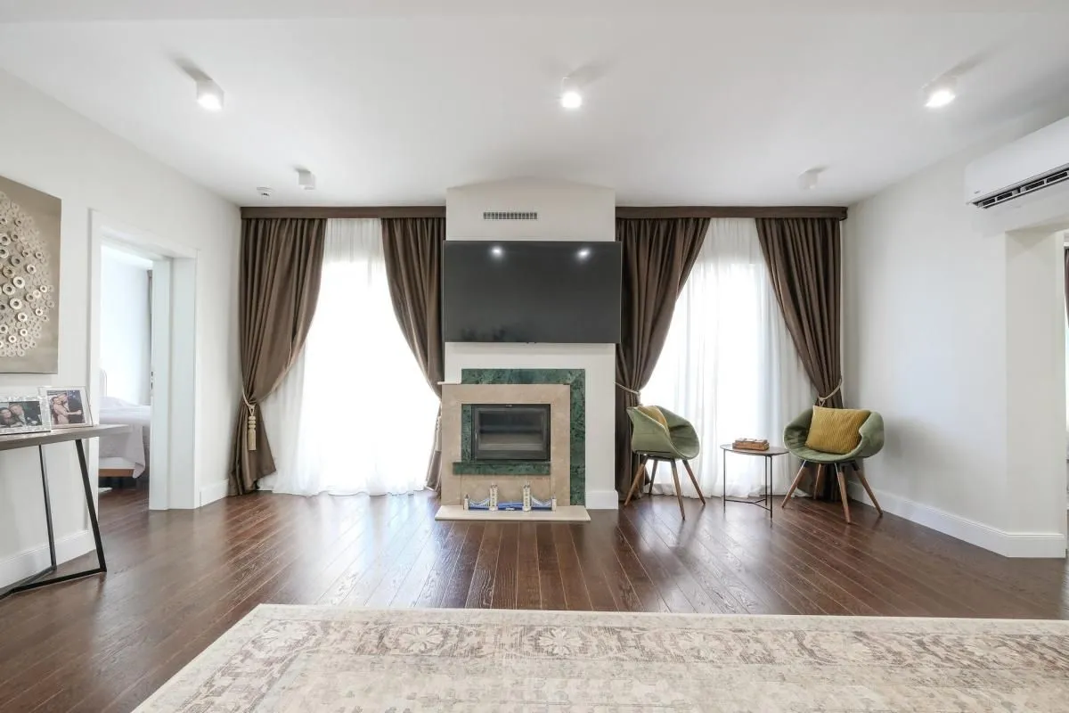 Prodaja, trosoban stan, 166m², Đenovići, Herceg Novi