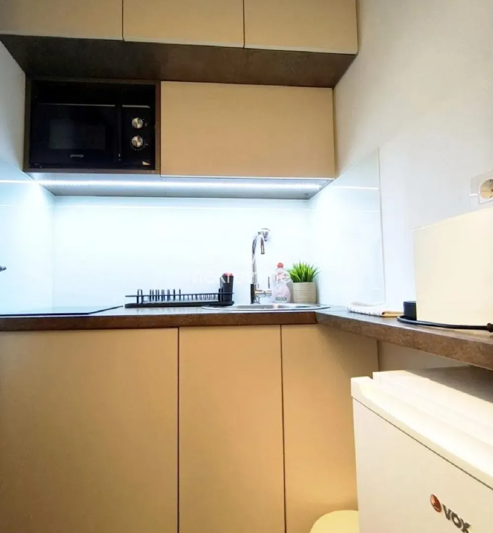 Prodaja, četvorosoban stan, 109m², Stari Grad, Beograd