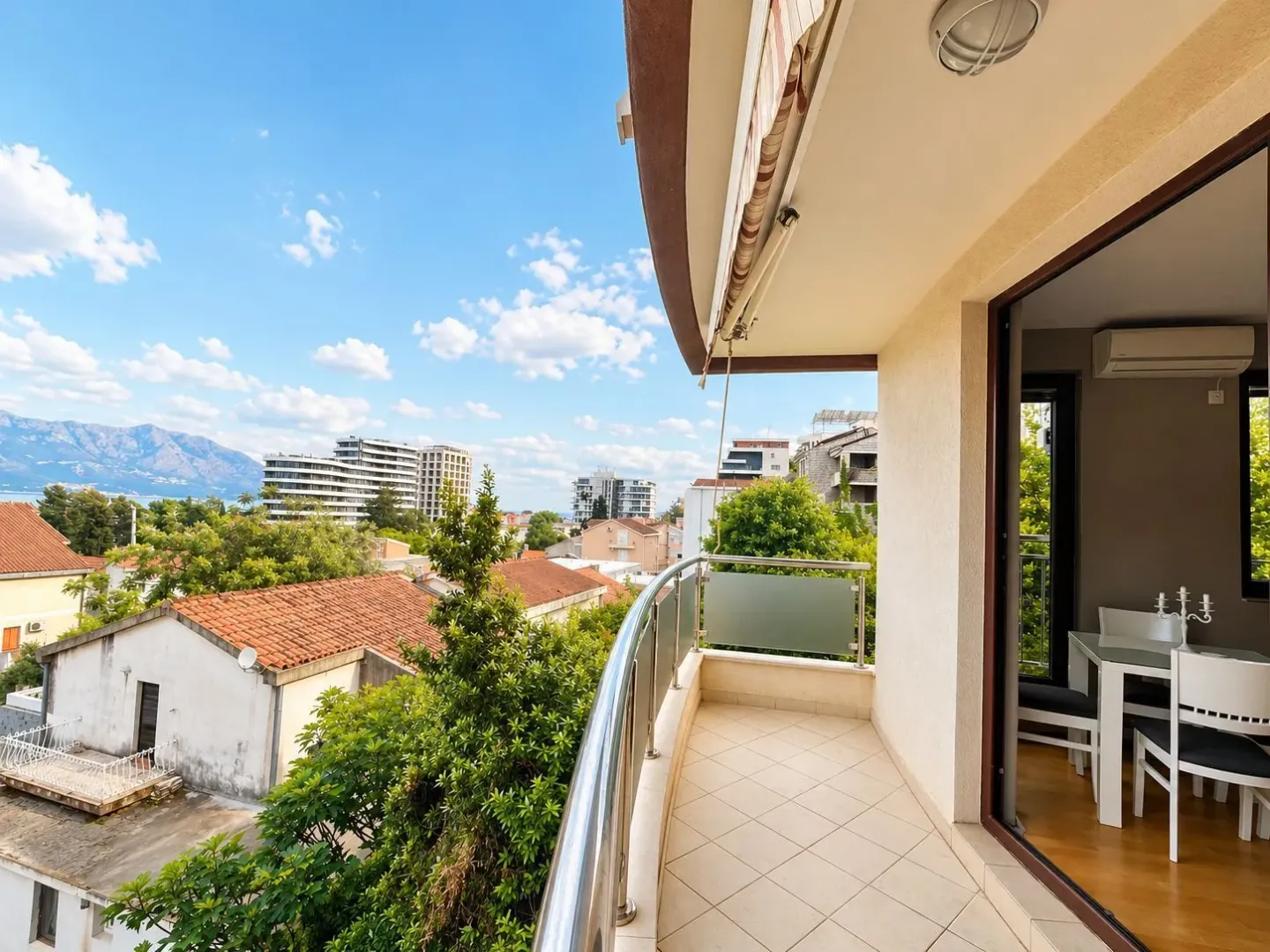 Rent, one bedroom apartment, 48m², Budva, Crna Gora