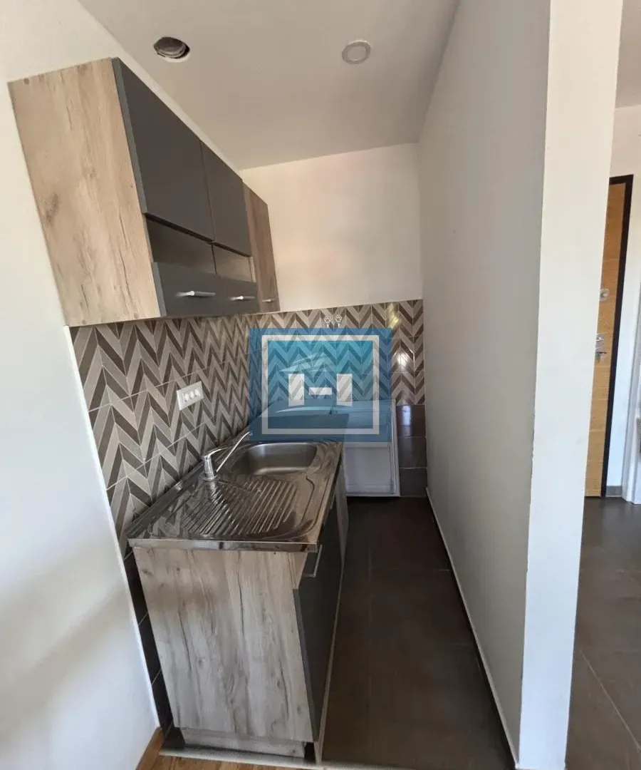Prodaja, garsonjera, 29m², Aqua park, Jagodina