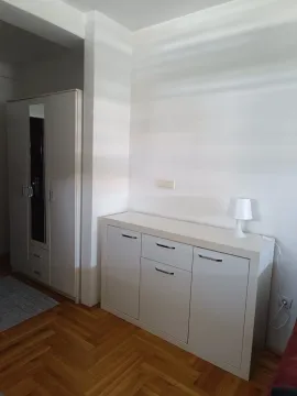 Rent, studio apartment, 30m², Tuški Put, Podgorica - image 4