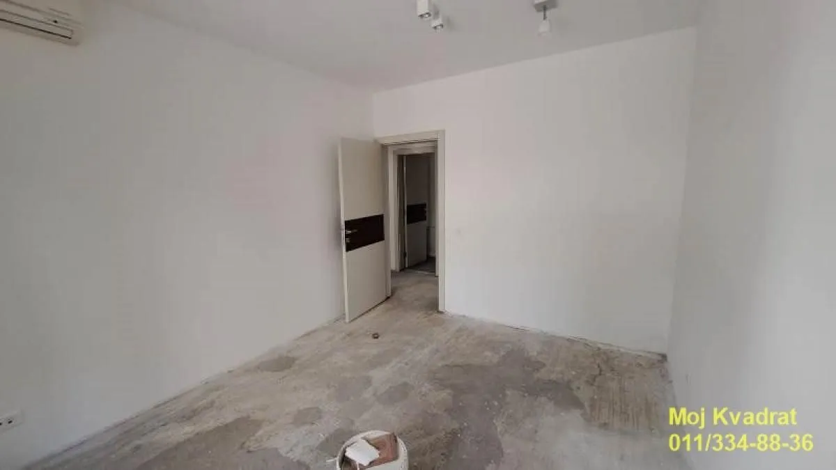 Prodaja, trosoban stan, 70m², Voždovačka Crkva, Voždovac Sve Podlokacije