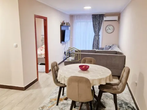 Rent, one bedroom apartment, 49m², Bečići, Budva - image 5