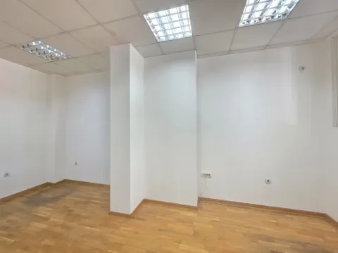 Rent, office space, 120m², Preko Morače, Podgorica - image 6