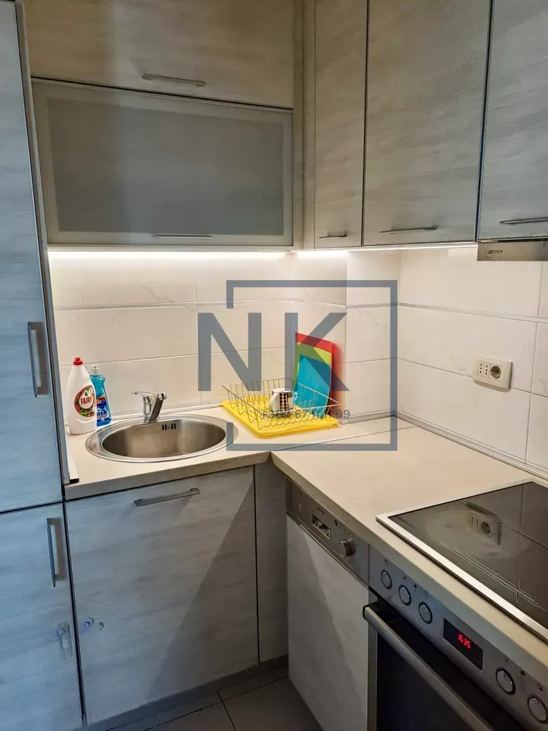 Izdavanje, dvosoban stan, 65m², Tuški Put, Podgorica