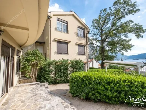 Sale, three bedroom apartment, 101m², Orahovac, Kotor