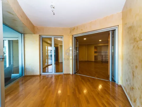 Izdavanje, dvosoban stan, 124m², Centar, Podgorica - image 16