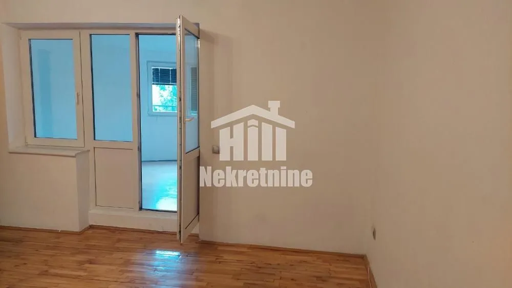 Rent, house, 180m², Čukarica, Beograd