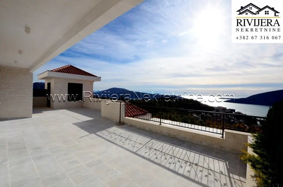 Sale, three bedroom apartment, 213m², Topla, Herceg Novi