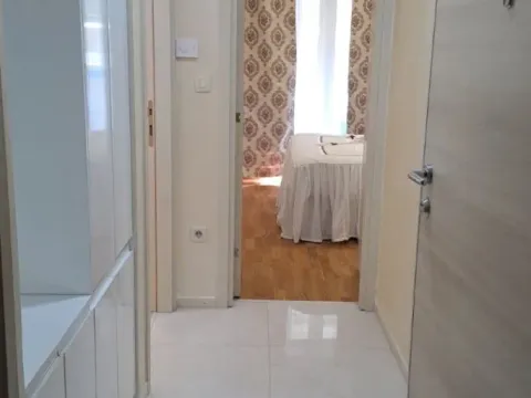 Izdavanje, jednosoban stan, 44m², Zagorič, Podgorica - image 4