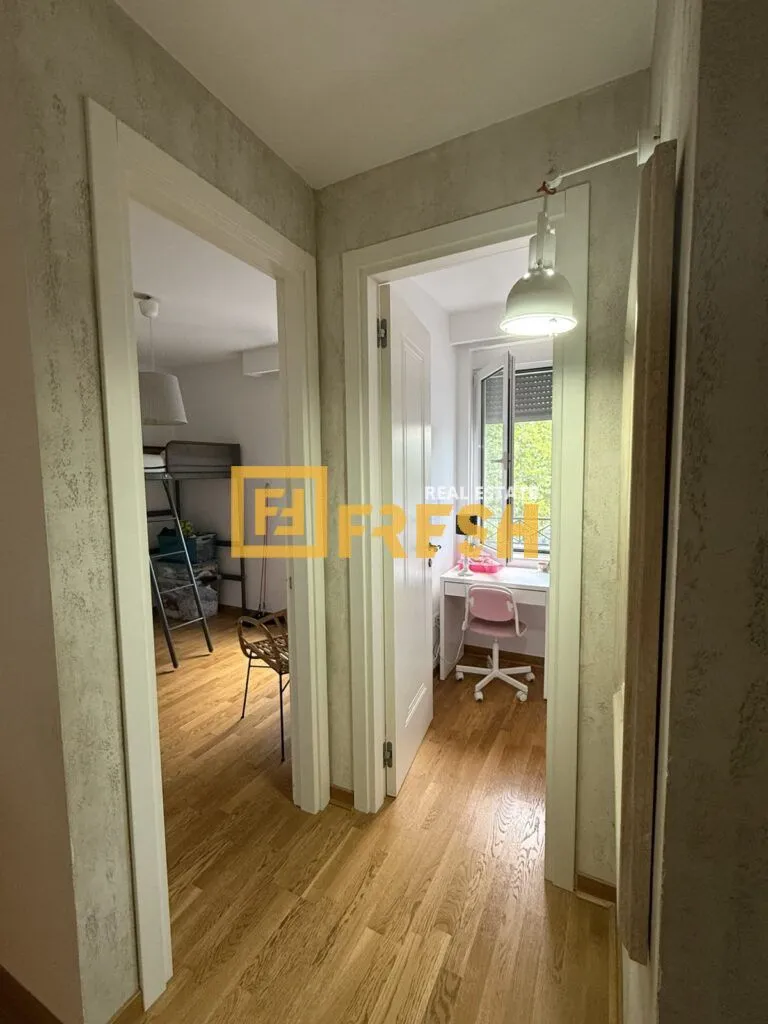 Prodaja, trosoban stan, 68m², Centar, Podgorica