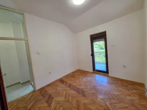 Rent, one bedroom apartment, 54m², Malo Brdo, Podgorica - image 6