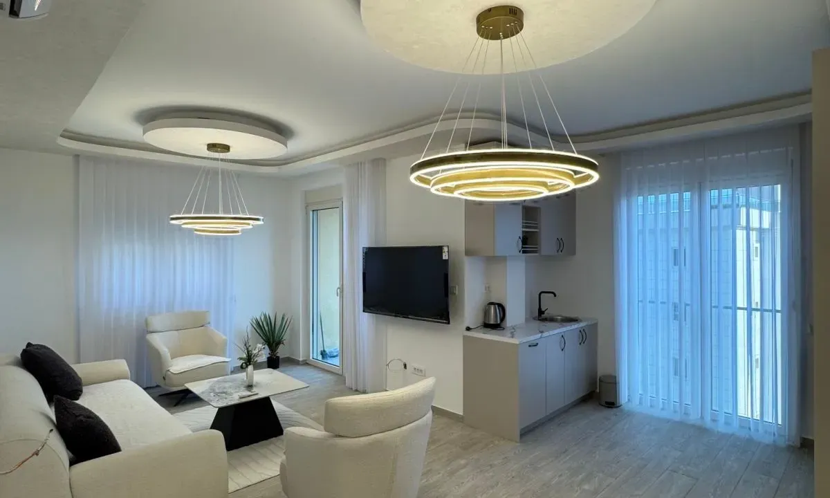 Sale, two bedroom apartment, 74m², Bečići, Budva