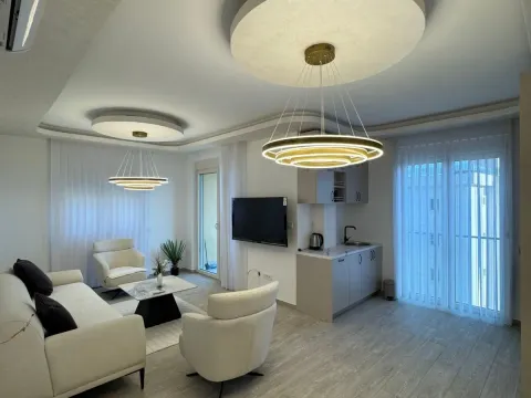 Sale, two bedroom apartment, 74m², Bečići, Budva - image 1