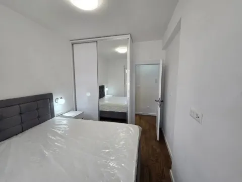 Izdavanje, jednosoban stan, 47m², Stari Aerodrom, Podgorica - image 8
