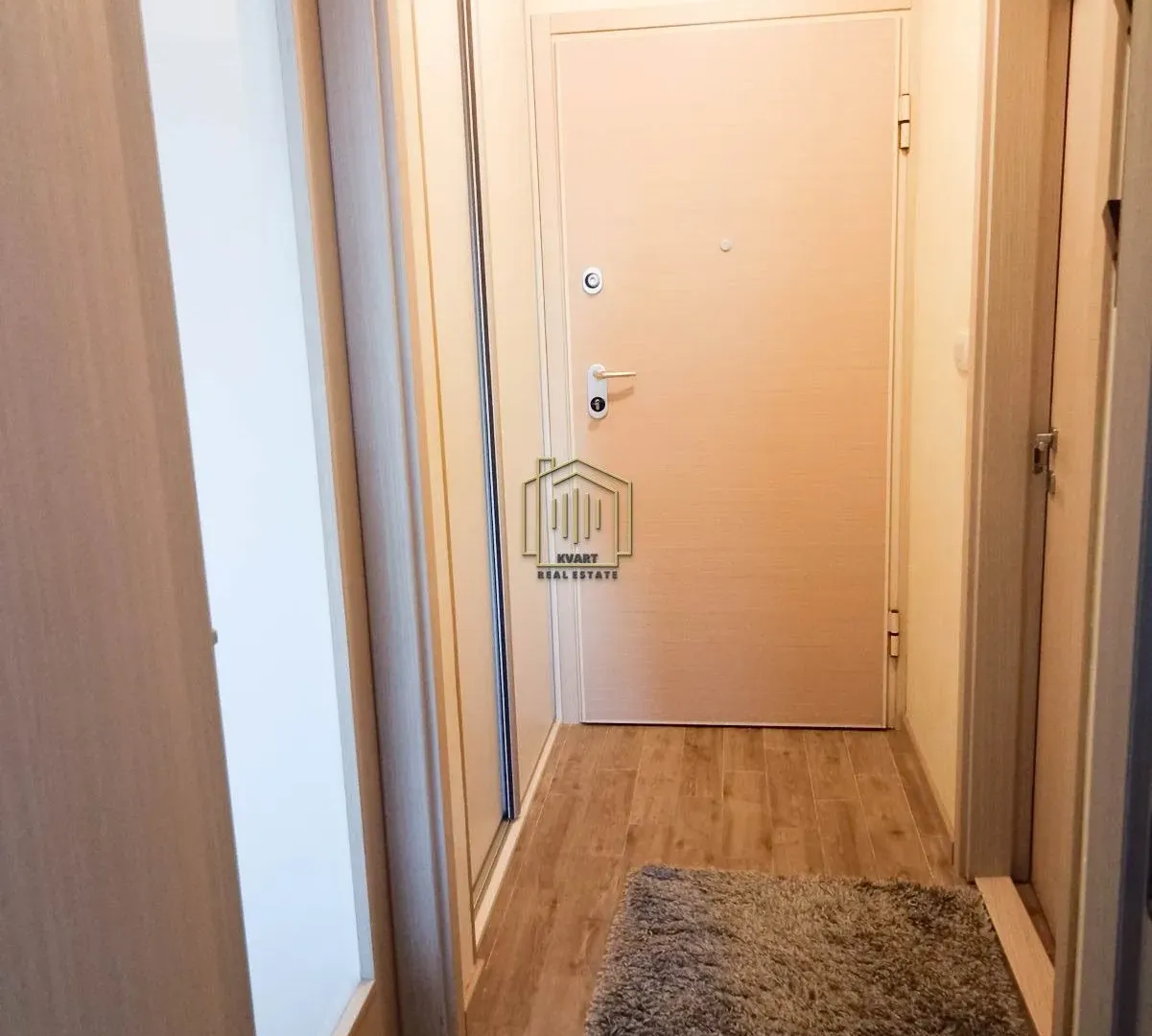 Izdavanje, jednosoban stan, 46m², City Kvart, Podgorica