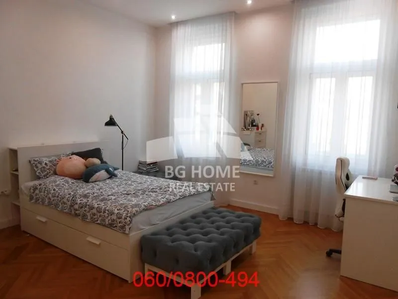 Prodaja, četvorosoban stan, 120m², Zemun Centar, Zemun Sve Podlokacije