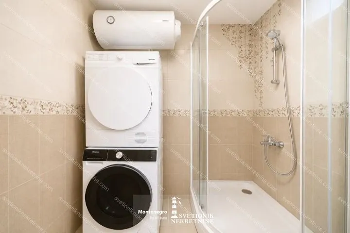 Prodaja, dvosoban stan, 93m², Topla, Herceg Novi