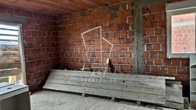 Sale, house, 240m², Voždovac Sve Podlokacije, Beograd