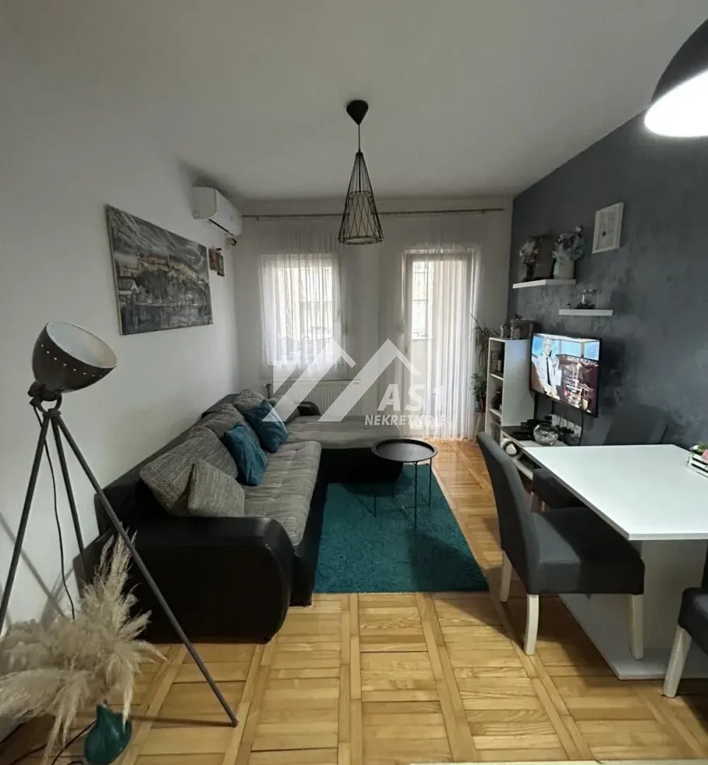Izdavanje, stan, 25m², Podbara, Novi Sad Sve Podlokacije