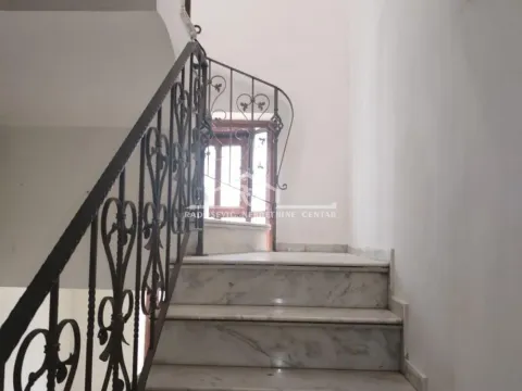 Izdavanje, dvosoban stan, 80m², Vračar Sve Podlokacije, Beograd - image 15