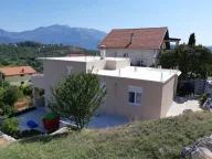 Prodaja,  kuća, 180m2, Radovići, Tivat