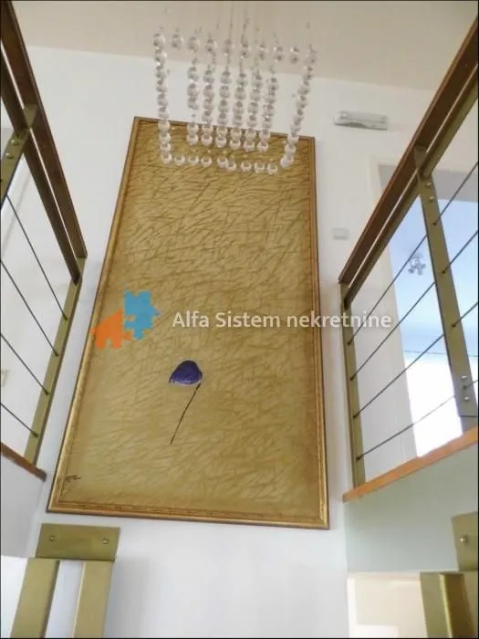 Rent, house, 400m², Voždovac Sve Podlokacije, Beograd