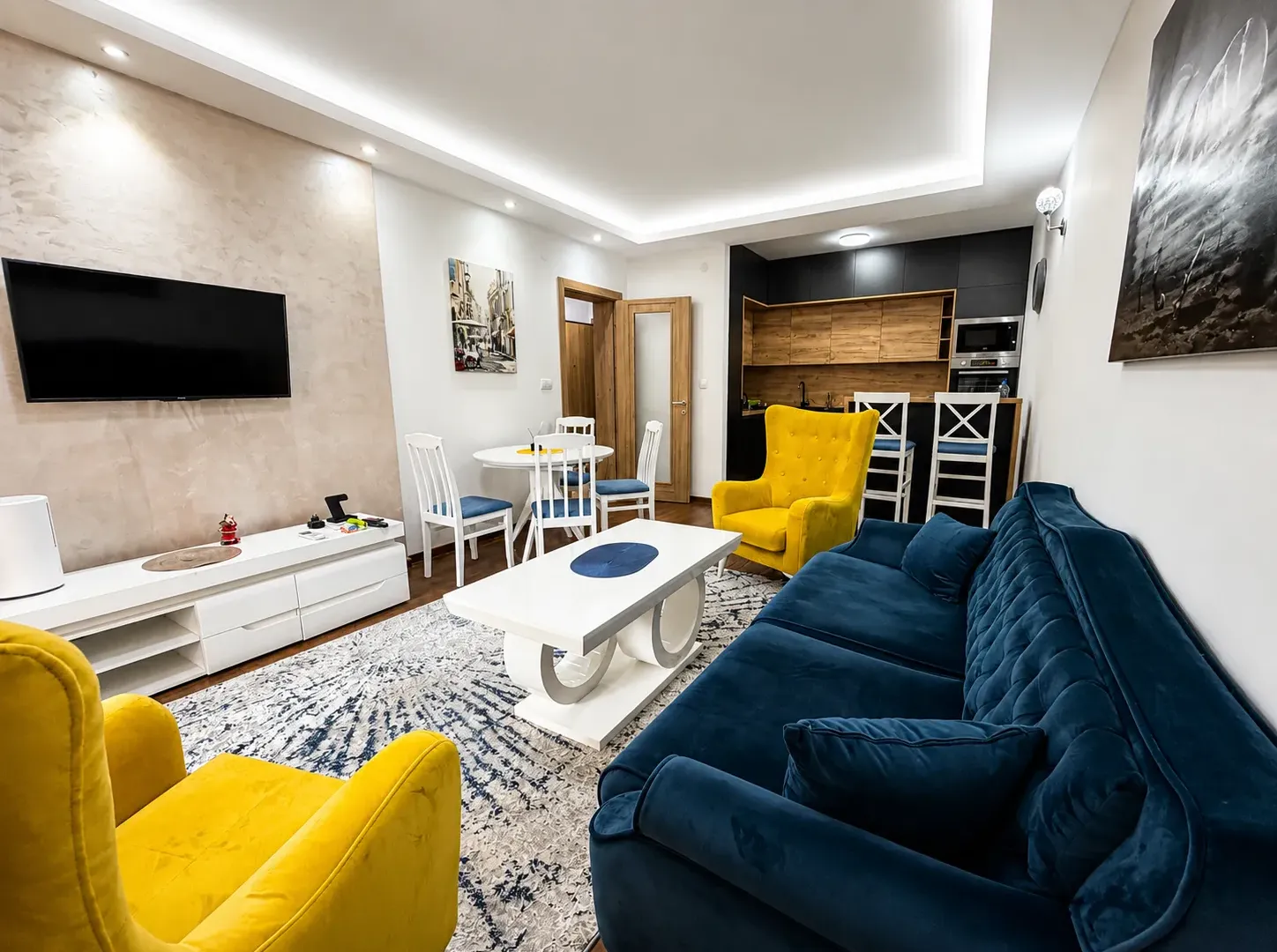 Izdavanje, dvosoban stan, 75m², Master Kvart, Podgorica