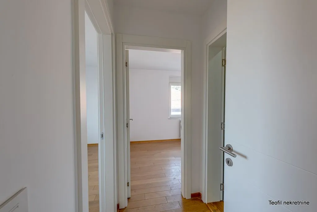 Sale, three bedroom apartment, 66m², Šumice, Beograd