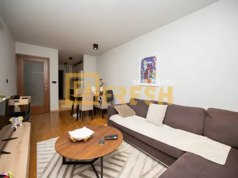 Izdavanje, jednosoban stan, 50m², Tološi, Podgorica - image 4