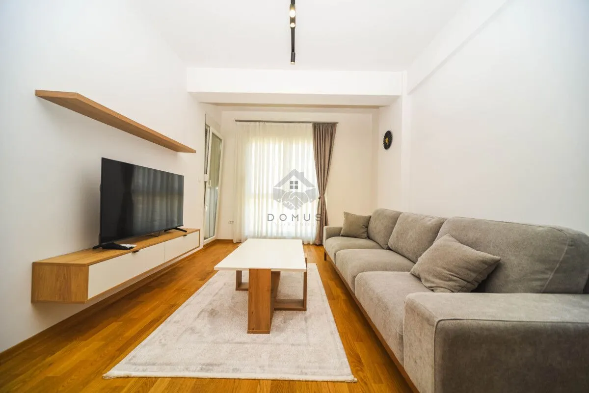 Rent, one bedroom apartment, 45m², City Kvart, Podgorica