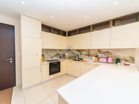 Prodaja, kuća, 145m², Zagorič, Podgorica - image 6