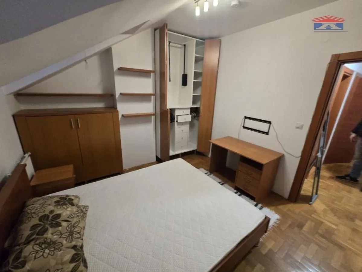 Izdavanje, dvosoban stan, 48m², Grbavica, Novi Sad Sve Podlokacije