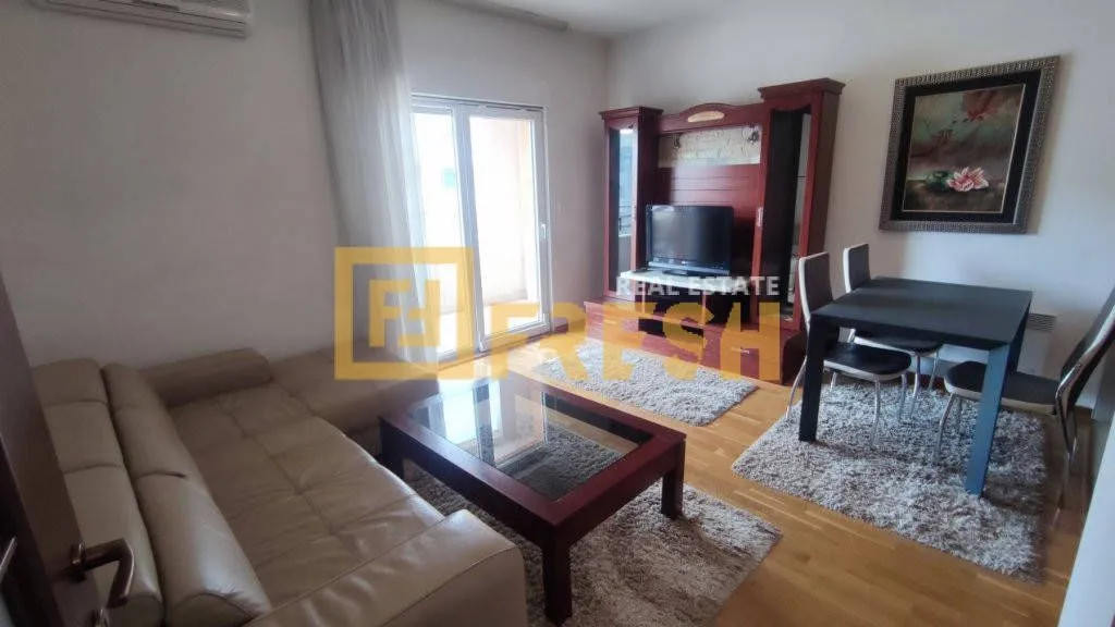 Rent, two bedroom apartment, 72m², City Kvart, Podgorica