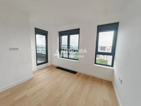 Sale, three bedroom apartment, 131m², Autokomanda, Voždovac Sve Podlokacije - image 3
