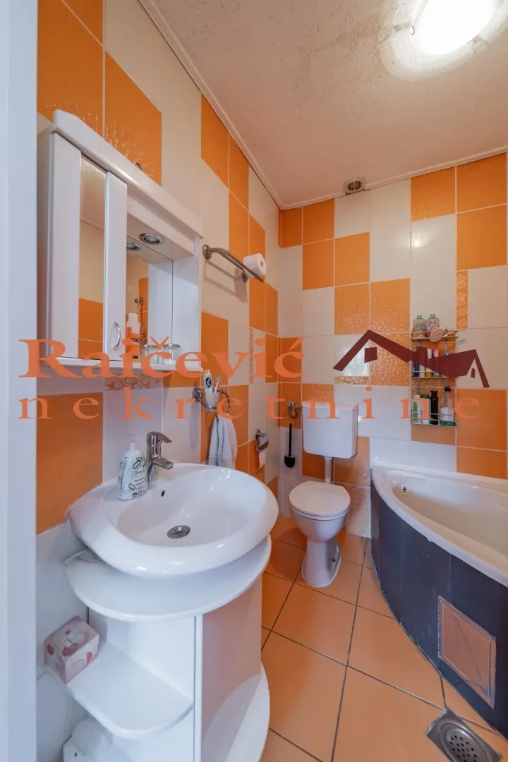 Sale, house, 260m², Resnik, Beograd