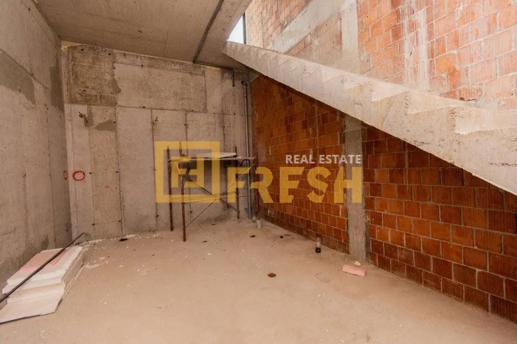 Rent, office space, 158m², Master Kvart, Podgorica