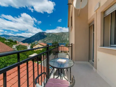 Sale, house, 240m², Stoliv, Kotor - image 18