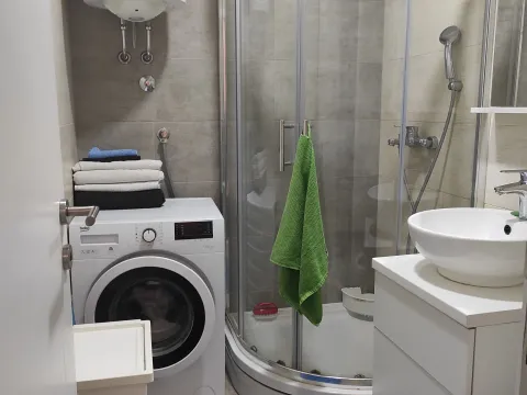 Rent, one bedroom apartment, 42m², Gorica C, Podgorica - image 9