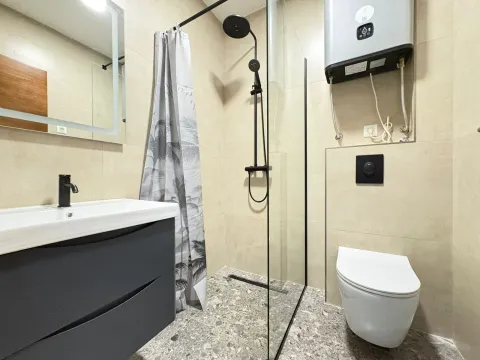 Izdavanje, trosoban stan, 85m², Vezirov Most, Podgorica - image 6