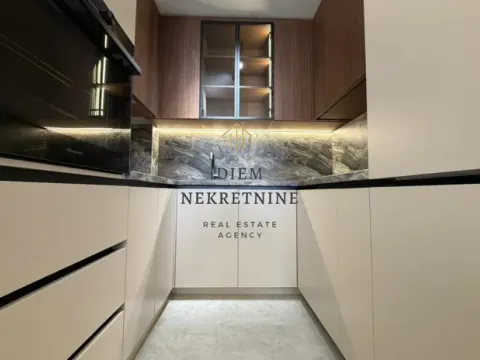 Rent, one bedroom apartment, 51m², Podgorica, Crna Gora - image 1