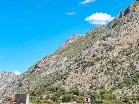 Prodaja, dvosoban stan, 60m², Škaljari, Kotor - image 16