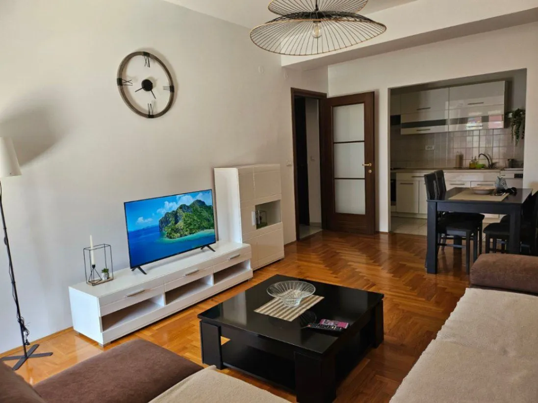 Prodaja, dvosoban stan, 85m², Preko Morače, Podgorica