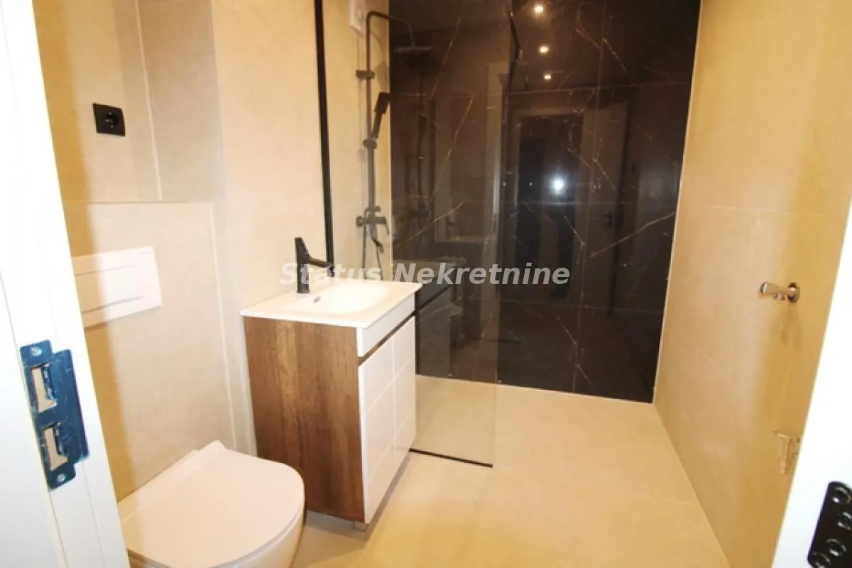 Prodaja, jednosoban stan, 38m², Novo naselje, Novi Sad