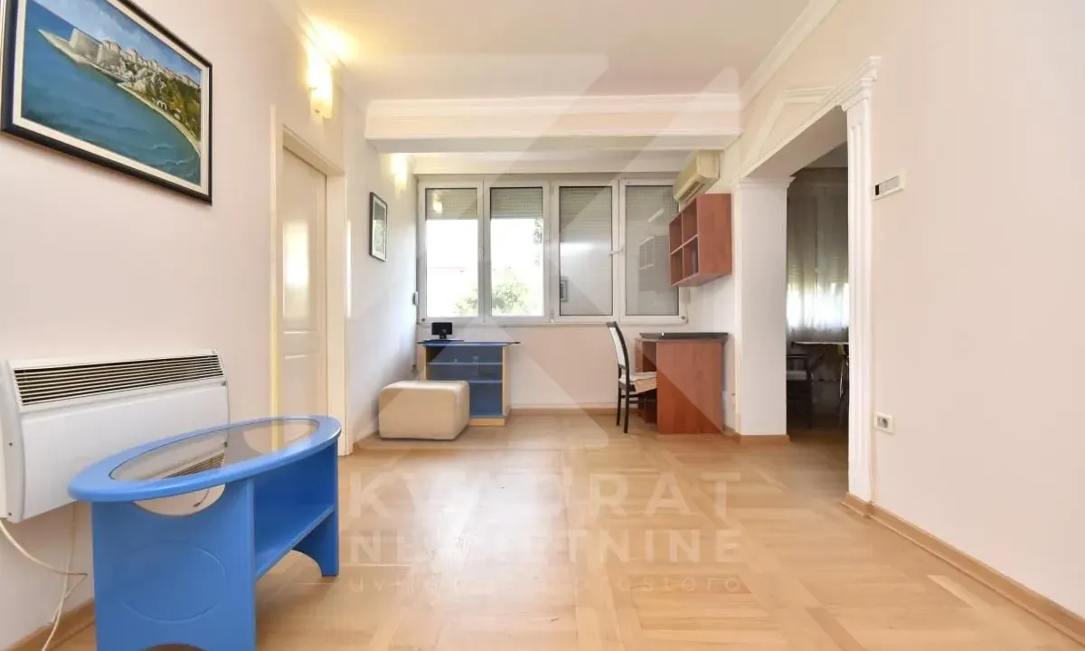 Izdavanje, jednosoban stan, 55m², Preko Morače, Podgorica