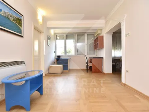 Izdavanje, jednosoban stan, 55m², Preko Morače, Podgorica