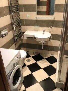 Izdavanje, jednosoban stan, 50m², Centar, Podgorica - image 3