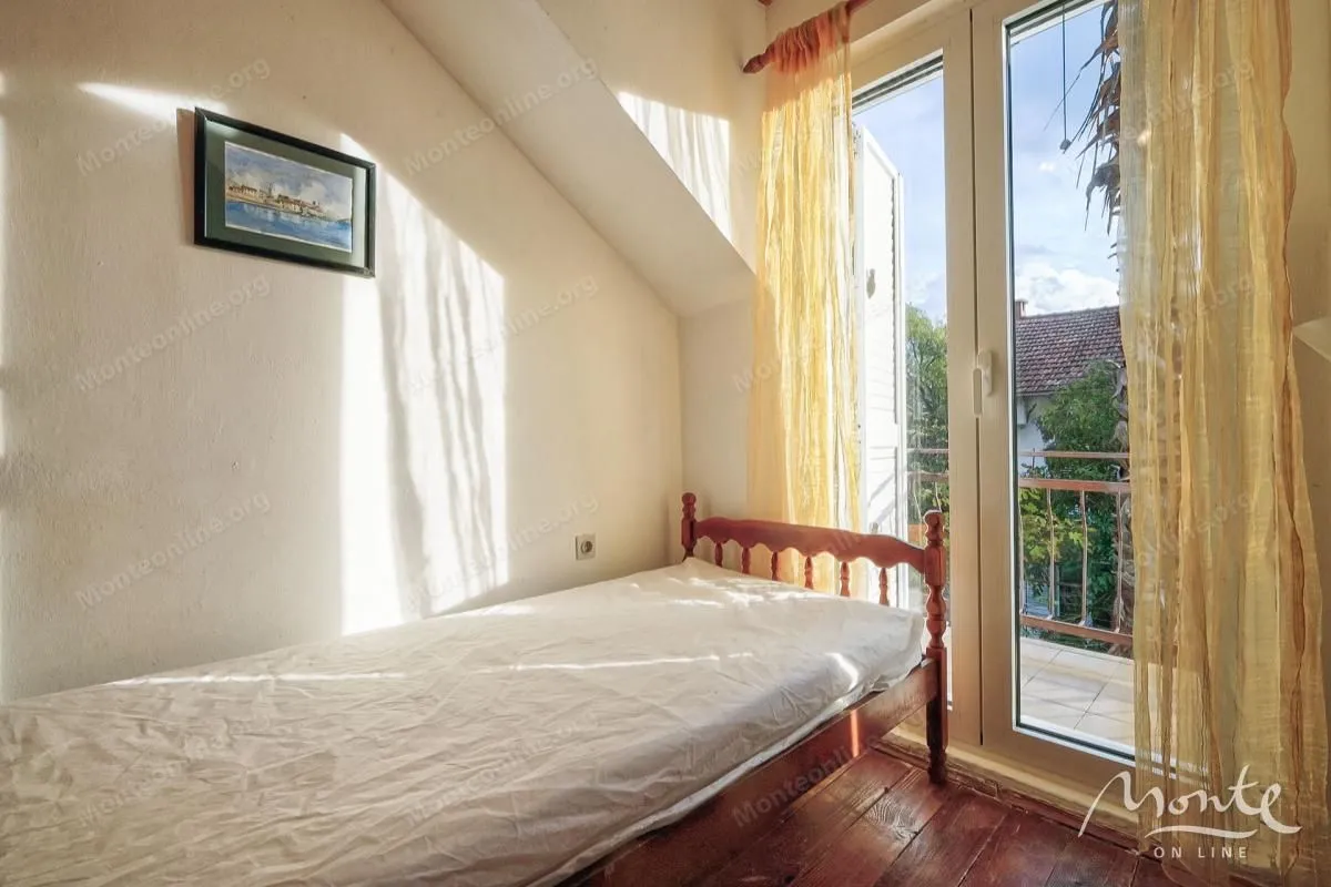 Prodaja, kuća, 67m², Orahovac, Kotor