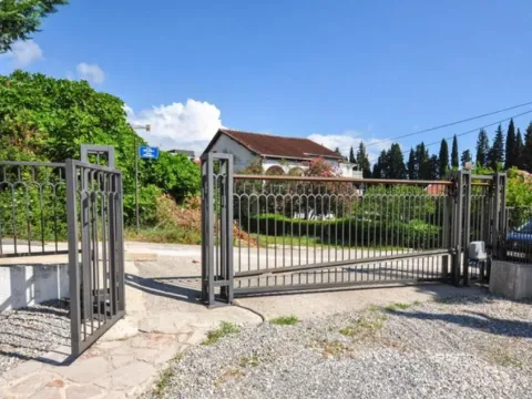 Sale, three bedroom apartment, 92m², Donja Lastva, Tivat - image 32