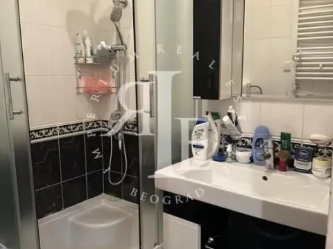 Izdavanje, dvosoban stan, 56m², Centar Sve Podlokacije, Beograd - image 8